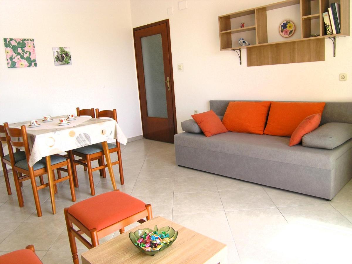 Apartments Natasa Krk Town Esterno foto